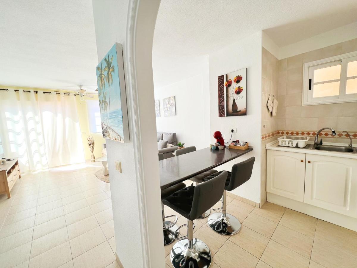 !!! Relaxing View, The Heights Apartment With Terrace And Heated Pools, Los Cristianos Los Cristianos  Kültér fotó
